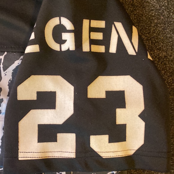 THE LEGEND 23. Diamond Stash short sleeve Hoodie - Picture 4 of 5